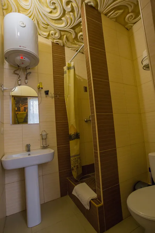 Номер в гостинице трехместный улучшенный