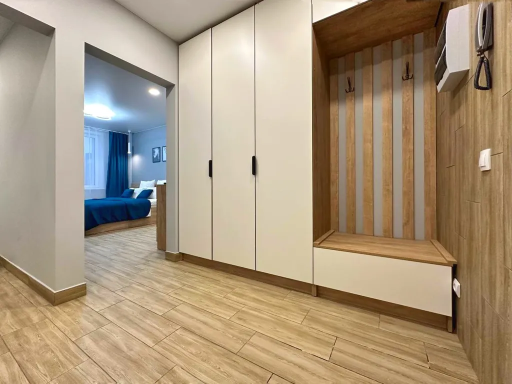 Квартира Квартира Комфортный апартамент Люкс возле ДЦ Сибирь — Красноярск