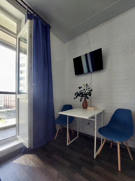 Студия возле метро