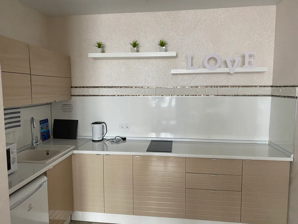 Евродвушка с камином и джакузи около увауга