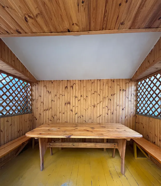 Номер с видом на море и горы в 150-ти метрах от моря и песчаного пляжа