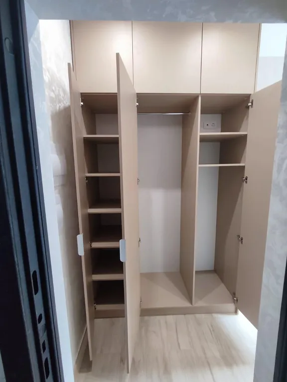 Студия на 5 человек с балконом и кухней