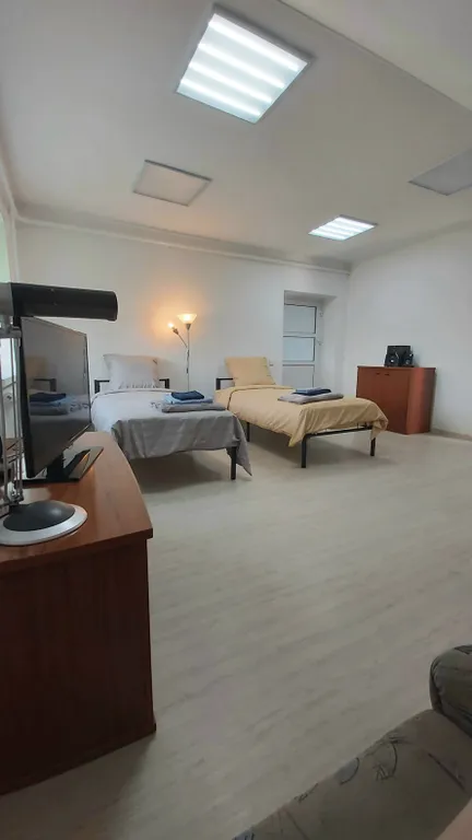 Двухуровневая квартира с парковкой и двумя санузлами