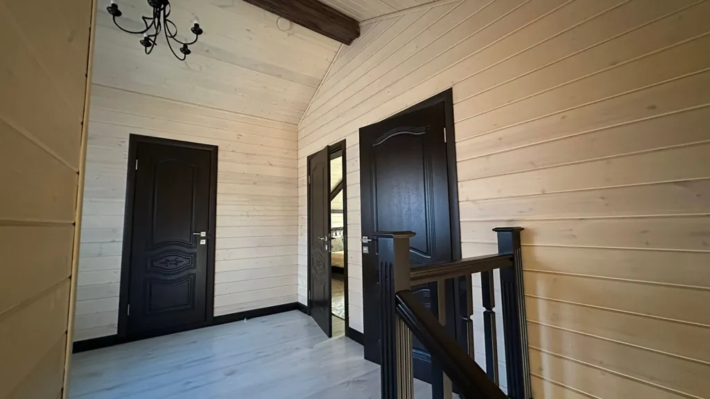 Шале с видом на горы и реку moon house arkhyz