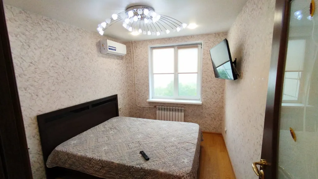 Светлая и уютная двухкомнатная квартира после ремонта с видом на море