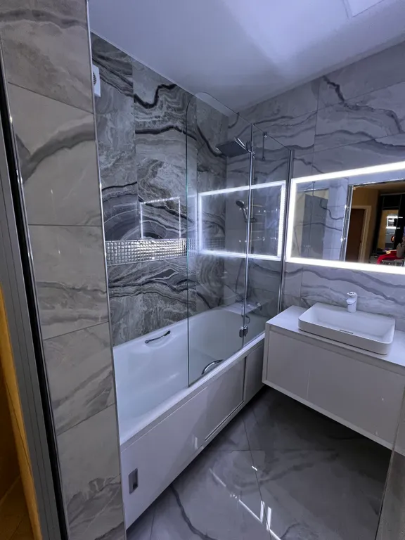 Самый центр, площадь Победы