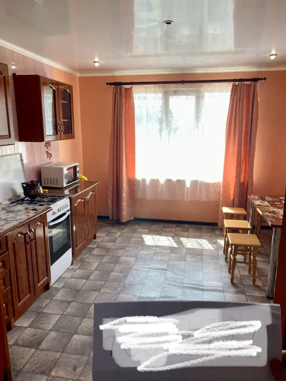 Коттедж Первый этаж дома с отдельным входом 70м2,до моря 4 минуты. — Севастополь