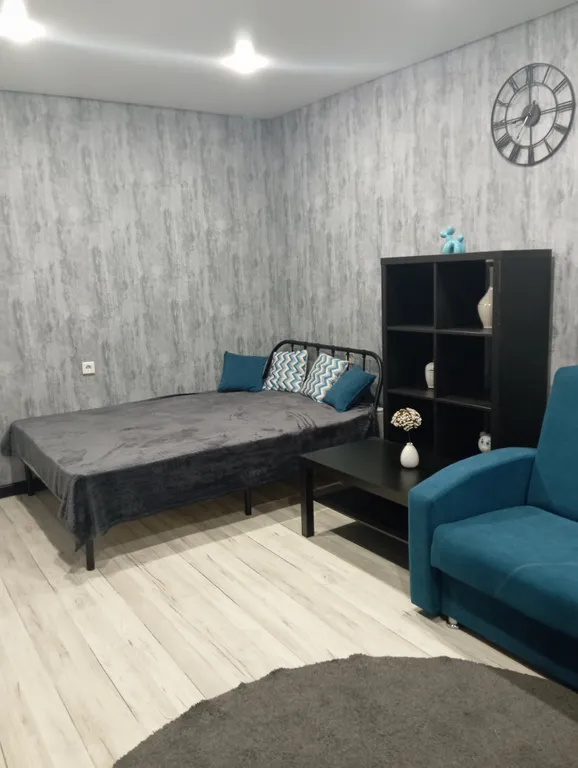 Квартира напротив Умникума