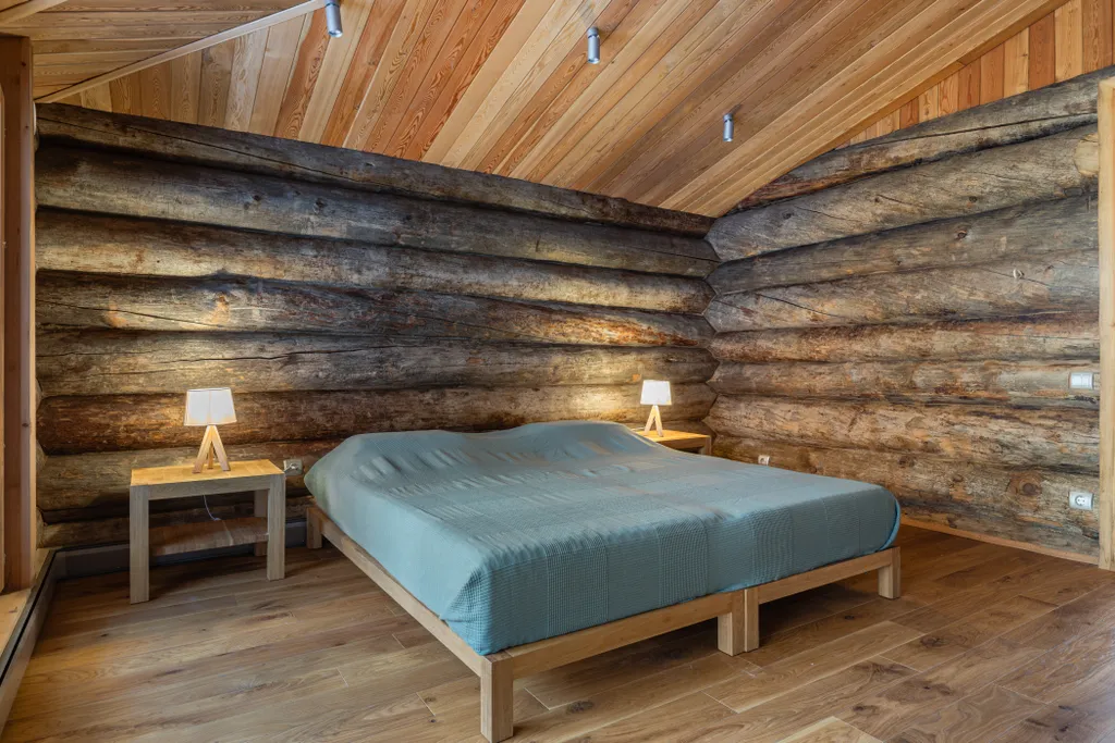 Дом из бревна kelo