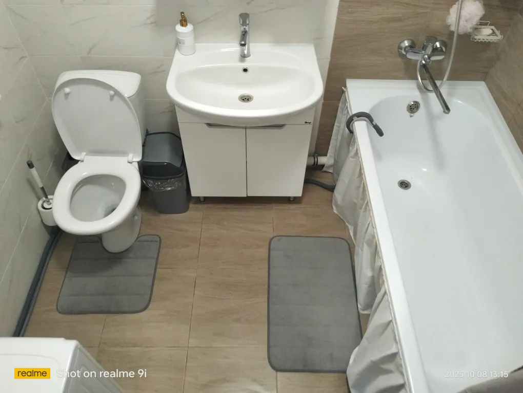 Уютная квартира в центре города на берегу канала имени Москвы