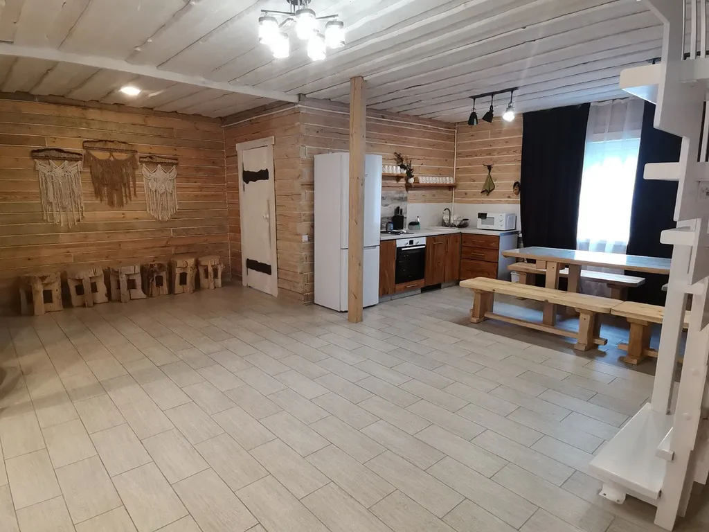 Новый уютный дом из профилированного бруса в кедровом лесу