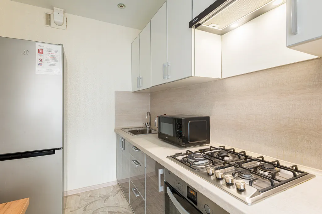 В зеленом микрорайоне Университет, гостиничный сервис, бесконтактно