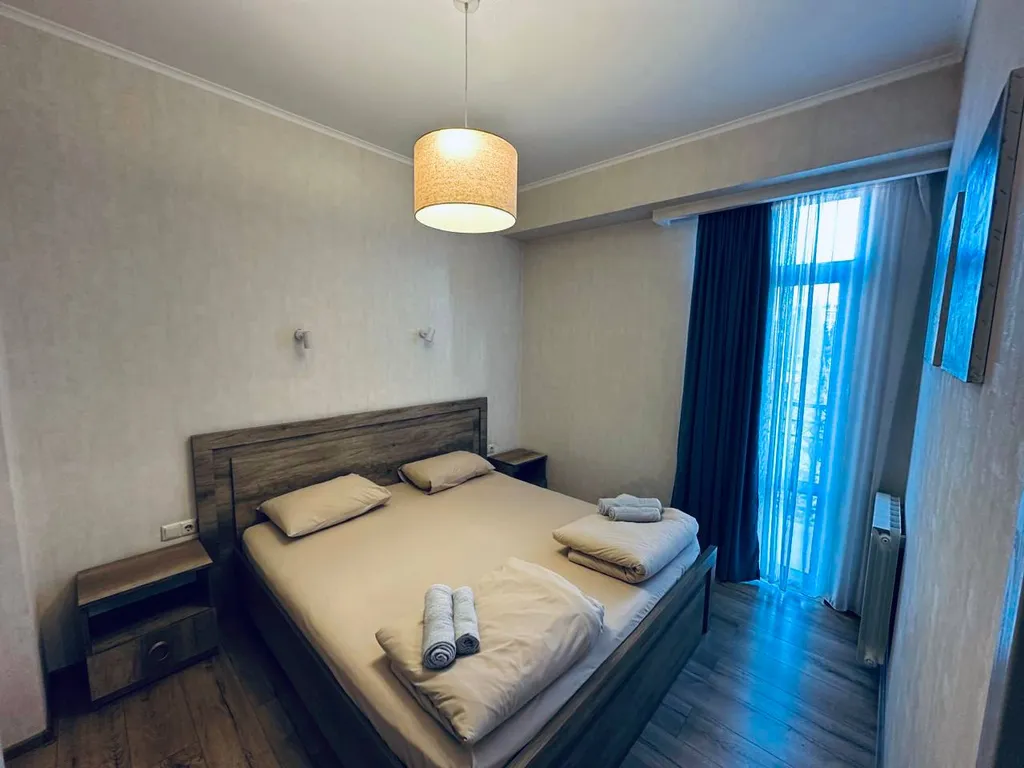 Квартира в центре Тбилиси с 1 спальней, кухней-гостиной и балконом — аренда посуточно в Тбилиси