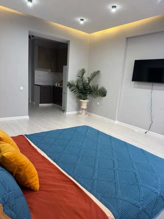 Просторная 2-комнатная квартира в элитном районе Алматы