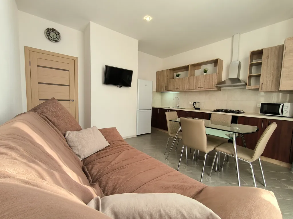 Квартира Просторная квартира в 10 минутах ходьбы от пляжа "Адмиральская Лагуна" — Севастополь