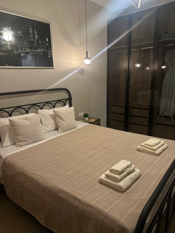 Новые дизайнерские апартаменты в Ваке Axis Towers