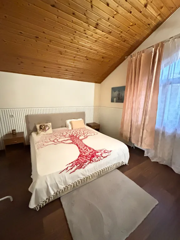 Уютный дом с видом на море