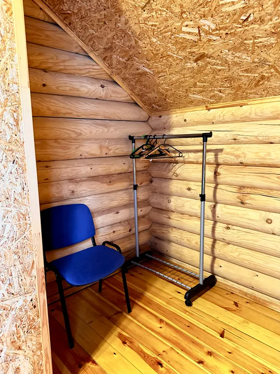 Коттедж Дом на берегу пруда — Бор