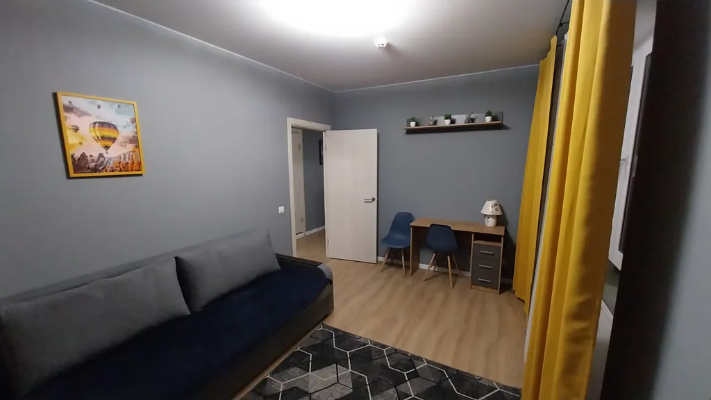 Евротрёшка рядом с метро потапово