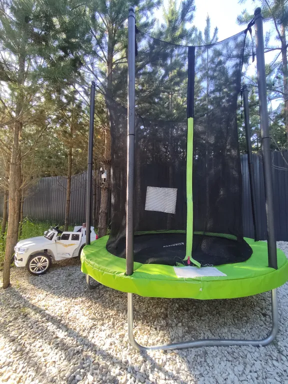 Домик, чан, баня в сосновом лесу, закрытая территория