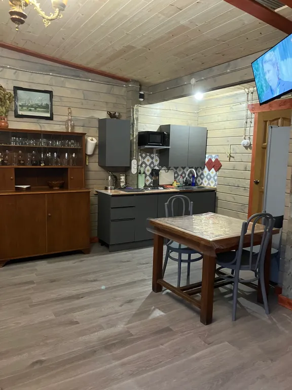 Уютный дом в деревне рядом с рекой Ока