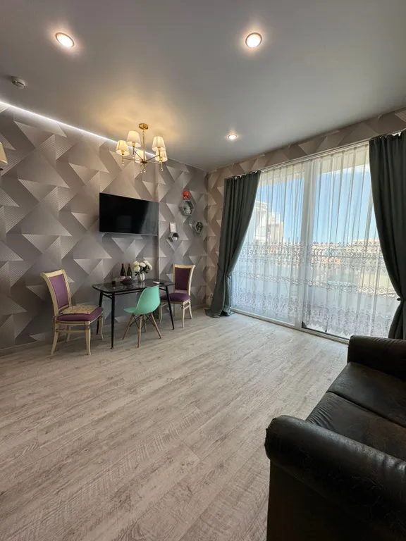 Студия с видом на море