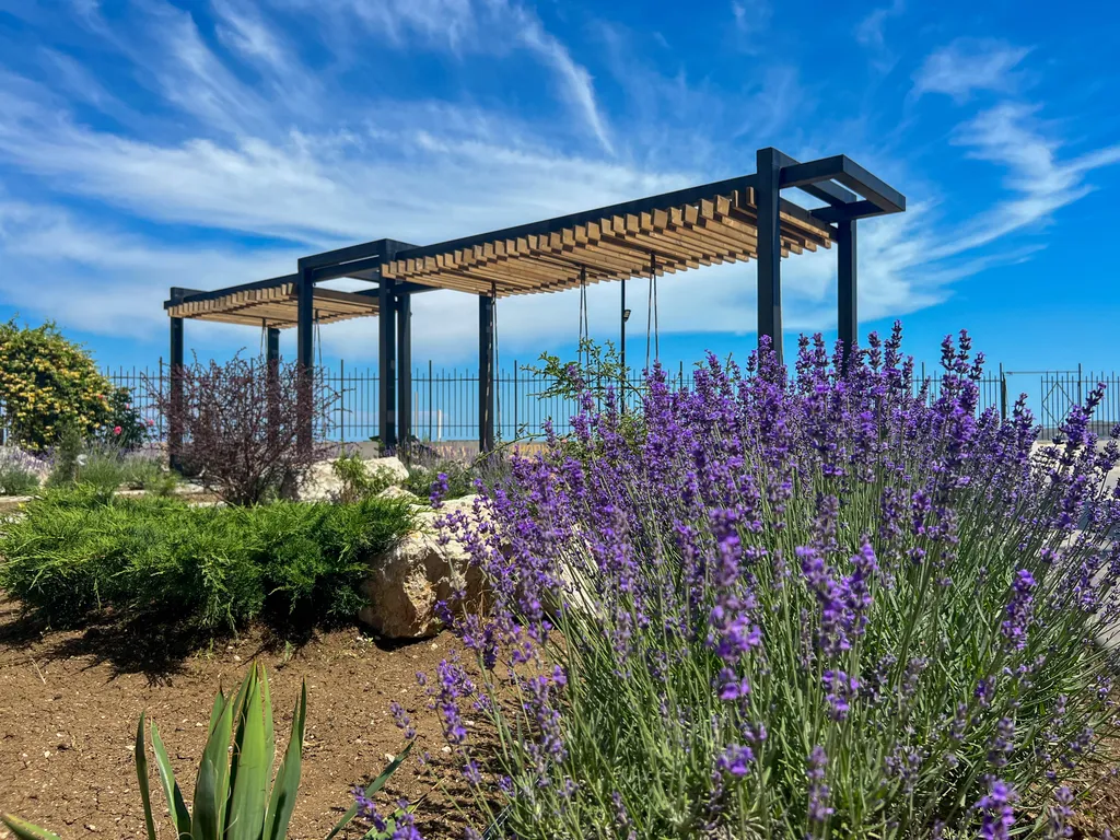 Шикарная квартира с видом на море