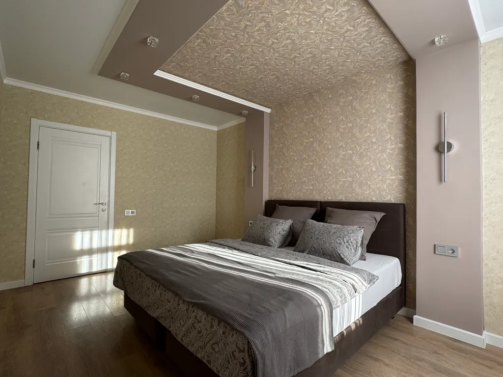 Квартира Просторная квартира с современным ремонтом у лесопарка — Лобня