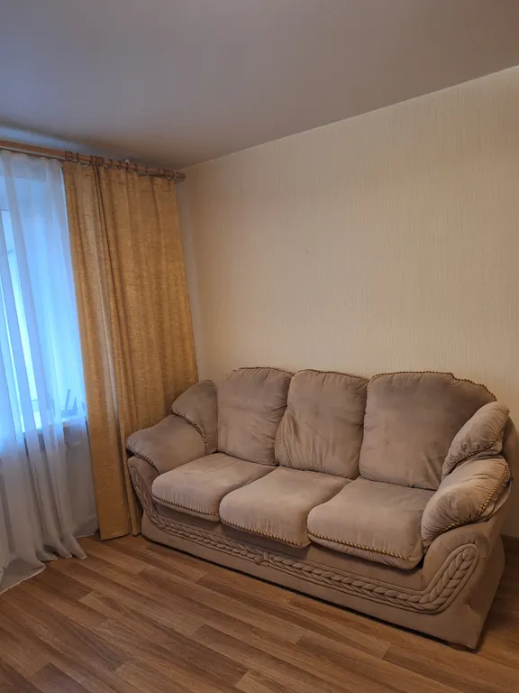 Скромная очень теплая квартира