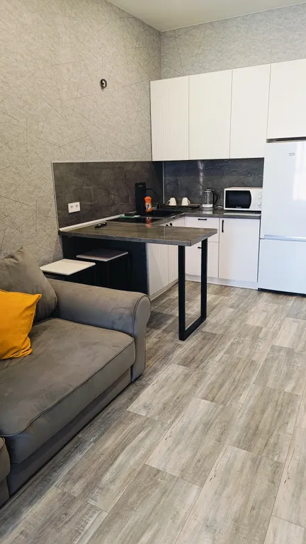 Новенькая студия с шикарным видом с панорамного окна на 20м этаже