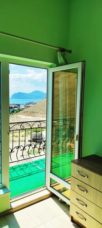 Апартаменты с балконами и панорамным видом на море и горы