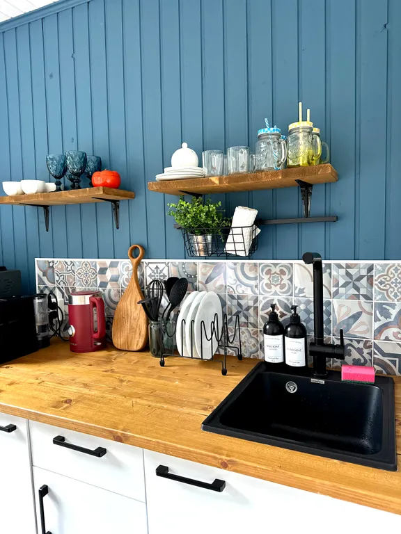 Домик в сосновом лесу