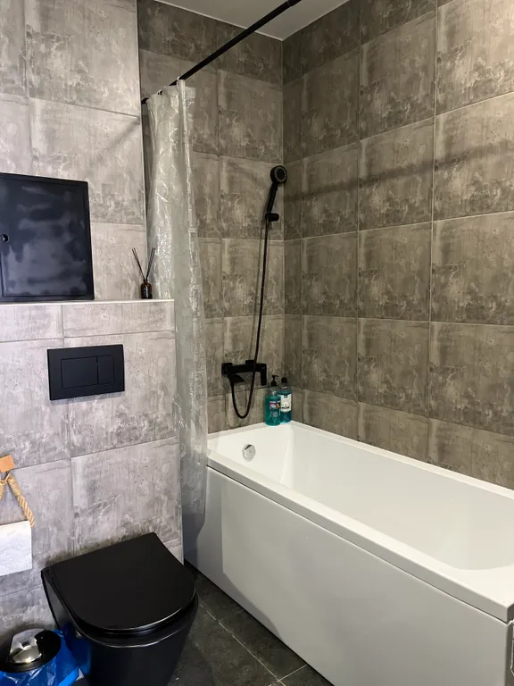 Трёхкомнатная квартира с хорошим ремонтом