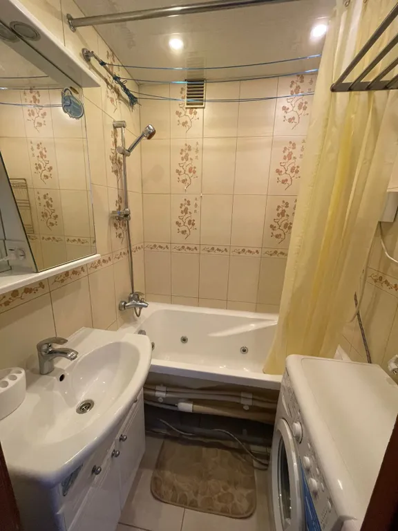 Квартира Уютная двухкомнатная квартира в центре Колпино — Колпино