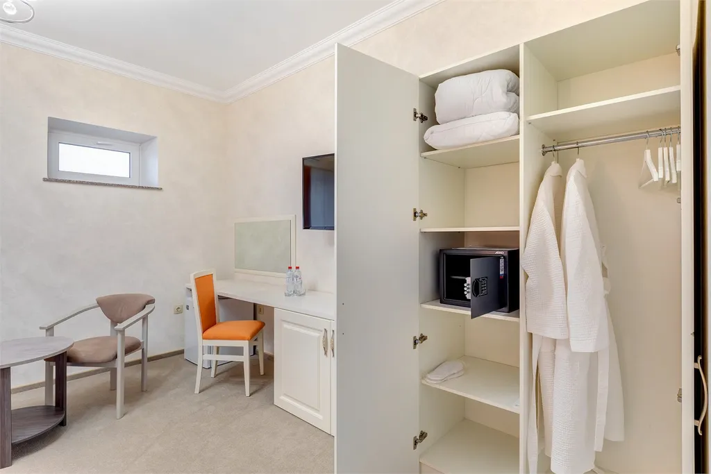 Квартира Двухкомнатный улучшенный пятиместный номер — Анапа