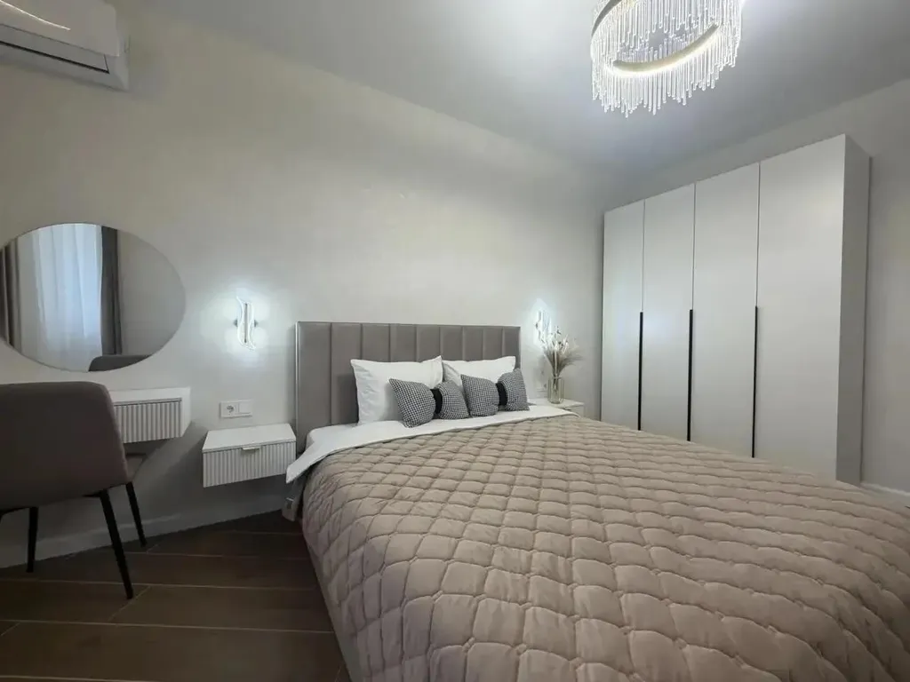 Современная 2-я квартира в районе ГМР