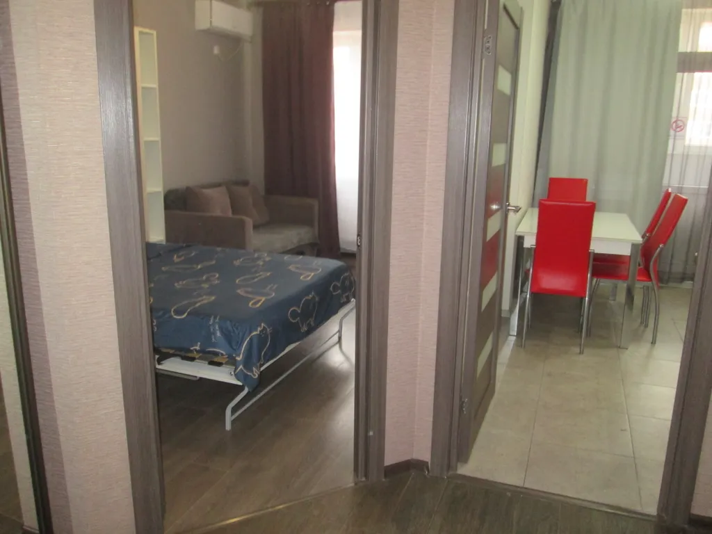 Чистая, уютная квартира возле стадиона в ЖК Панораме