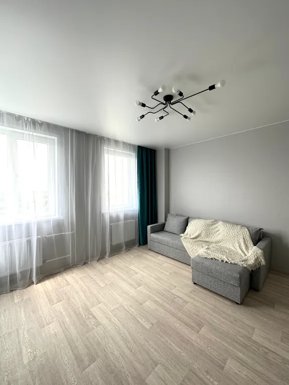 Новые апартаменты в парке в одной минуте от озера Сенеж