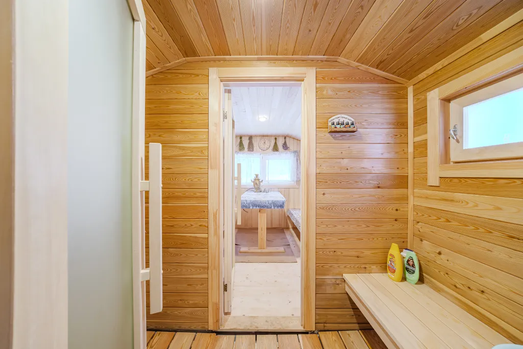 Коттедж Загородный дом с кедровой баней — Светлое