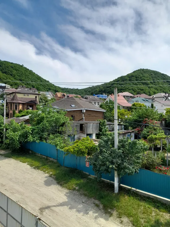 Просторный семейный номер улучшенный с видом на горы