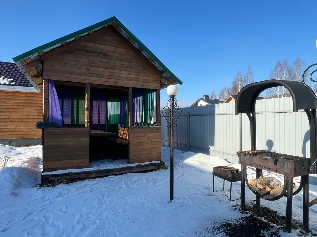 Коттедж рядом с озером