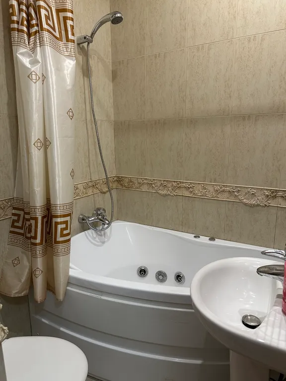 Квартира Квартира в центре города по низкой цене — Махачкала