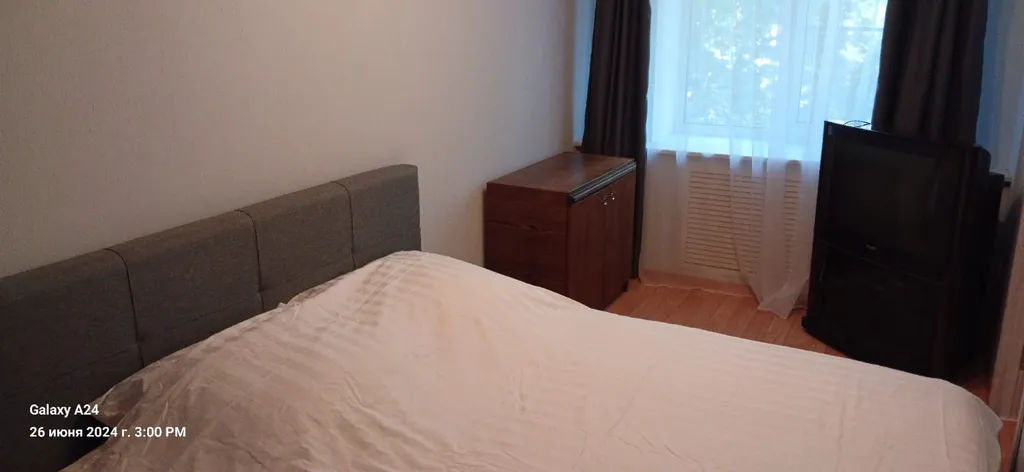 Уютная квартира в центре города, с видом на реку Ловать