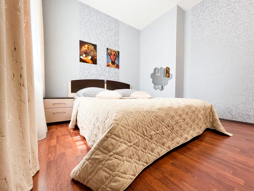 Просторная квартира у жд вокзала для 8 человек — аренда посуточно в Иркутск