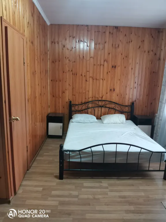 Семейный четырёхместный номер с видом на горы №6