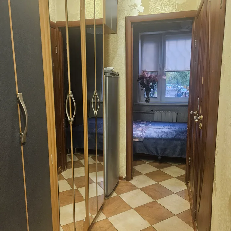 Квартира Квартира Уютная студия с ванной, 5 мин от метро Люблино, парковка бесплатно — Москва