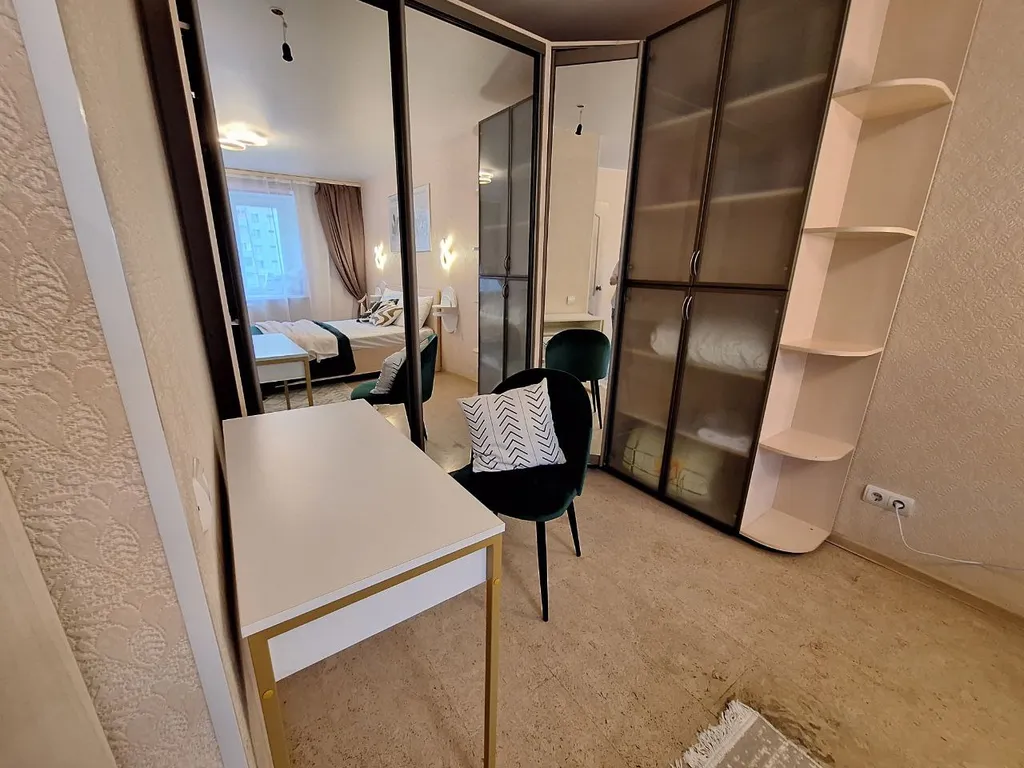 Квартира стильная с балконом от сети Версаль апартамент