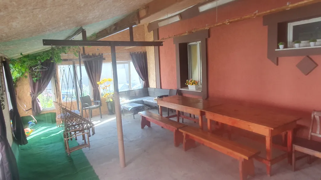 Уютный домик с баней рядом с центром города