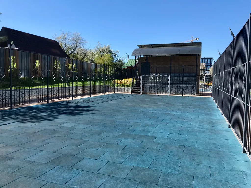 Новая светлая евродвушка бизнес-класса рядом с центром города