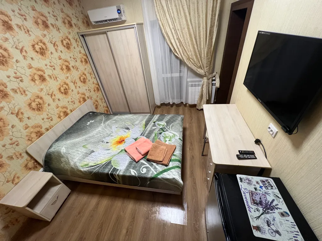 Коттедж Уютный коттедж с бассейном — Южная Озереевка